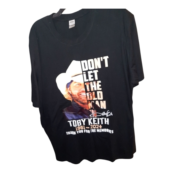 NWOT Toby Keith Black Graphic T-Shirt 1961-2024 Size 2XL - Picture 8 of 8